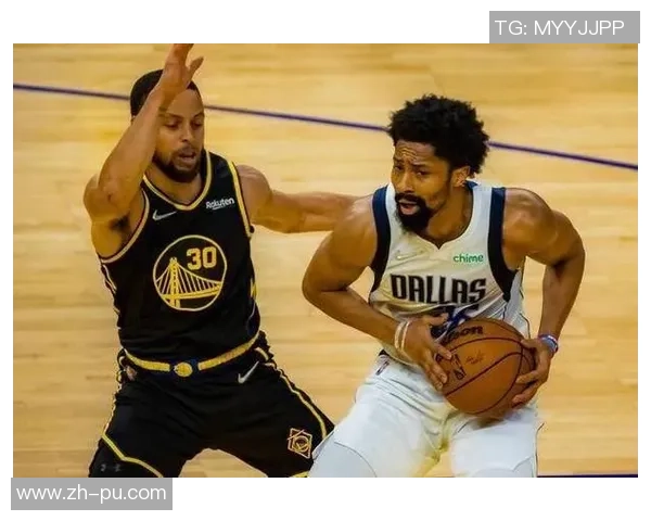 掘金与湖人激战正酣NBA季后赛精彩对决引发球迷热议